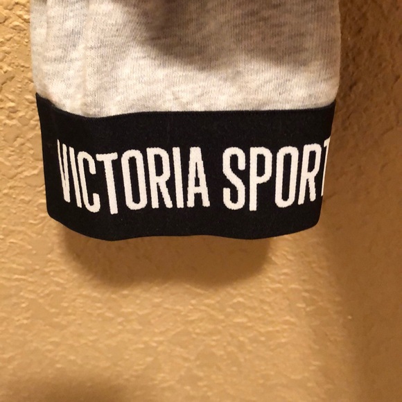 NWOT Victoria’s Secret “Victoria Sport”Jogger. Super soft.  Gray. Logo waistband - Picture 5 of 15